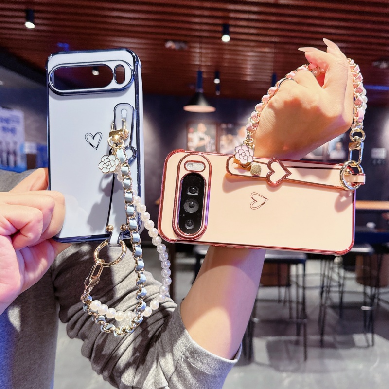 غطاء حماية عصري مطلي لامع بلون - مراجعة Google Pixel 9 Pro وسعره