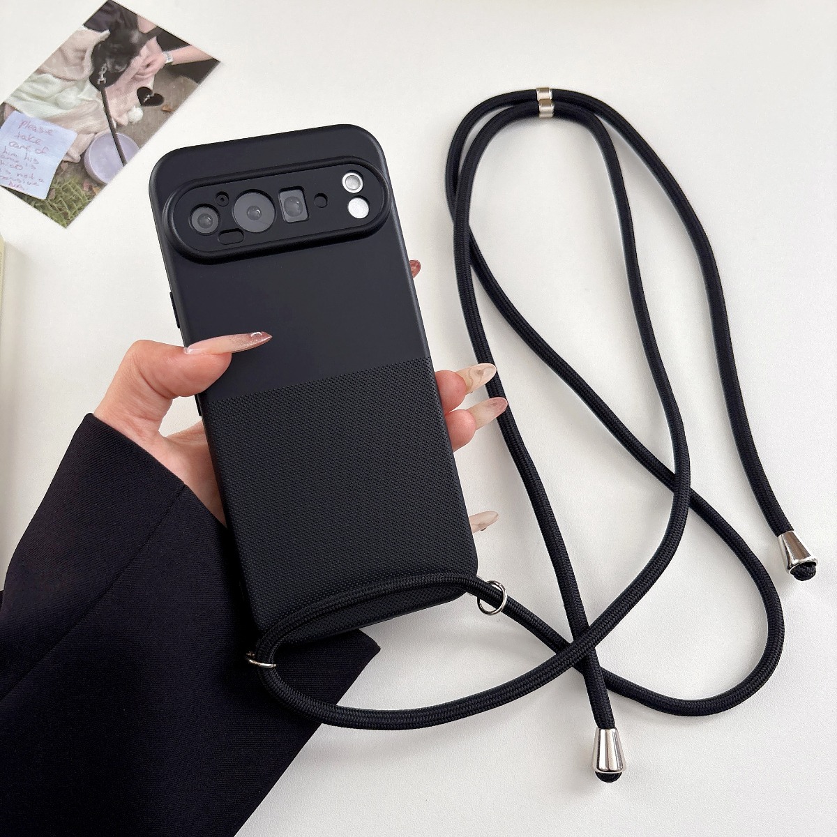 جراب هاتف من السيليكون الناعم  - مراجعة Google Pixel 9 Pro وسعره
